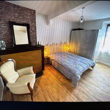 Agreable Maison De Village Au Coeur De Sarrancolin Bagian luar foto