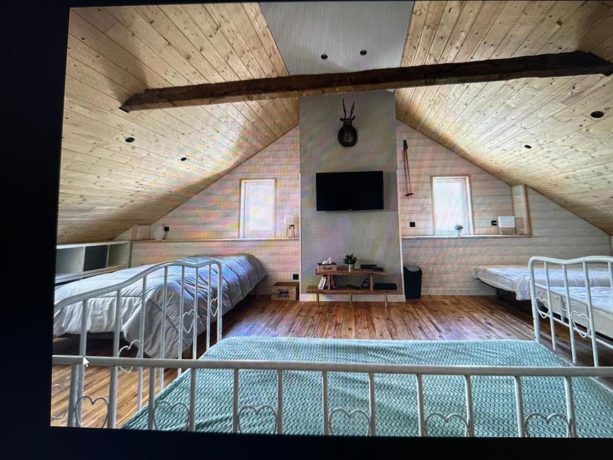 Agreable Maison De Village Au Coeur De Sarrancolin Bagian luar foto